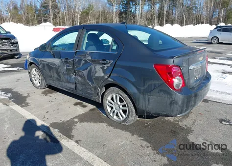 2013 Chevrolet Sonic Lt Auto z USA, uszkodzony, nr VIN 1G1JC5SG1D4200105